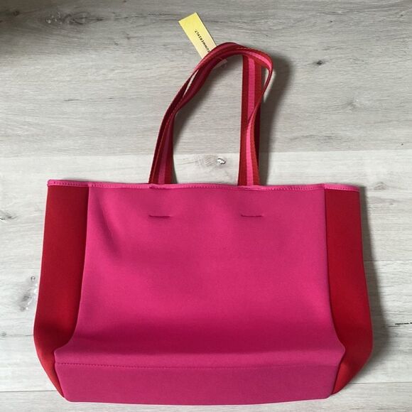 Summersalt The Perfect Beach Tote FABFITFUN hibiscus/lava color NWT - Picture 6 of 7